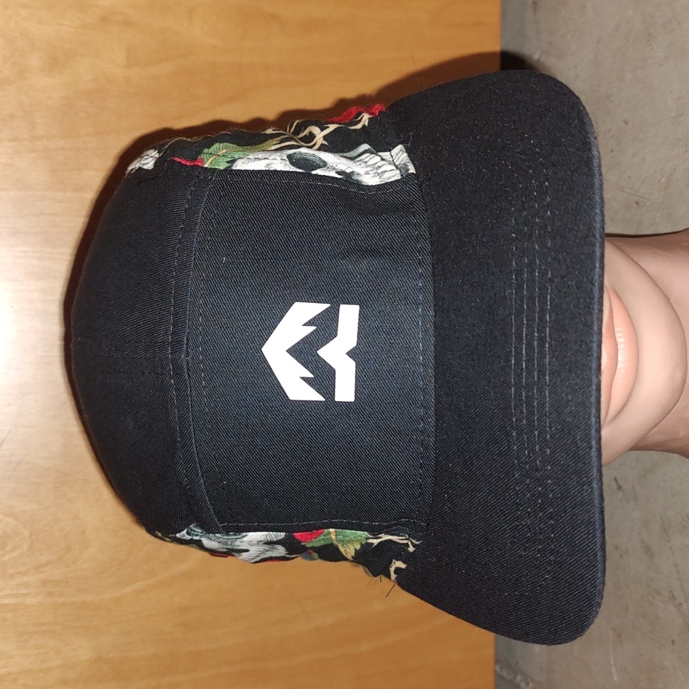 Faded Royalty 5-Panel Skull & Roses Adjustable Leather Strapback Hat Cap
